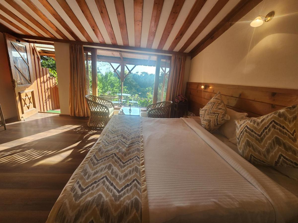 The Chalets Naldehra 西姆拉 外观 照片