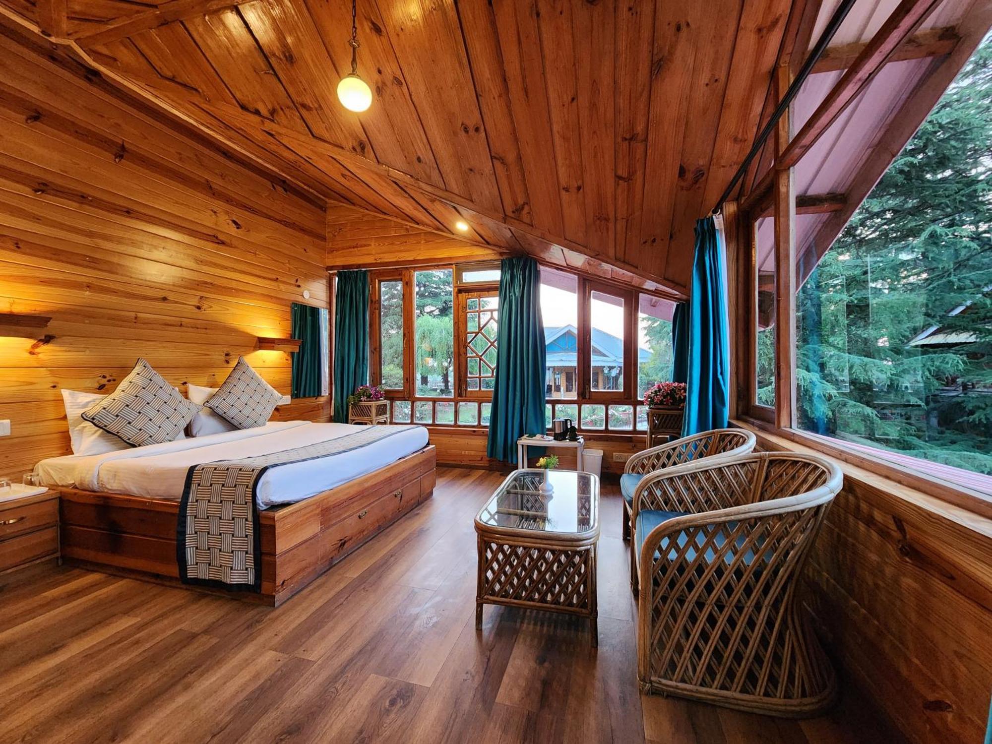 The Chalets Naldehra 西姆拉 外观 照片